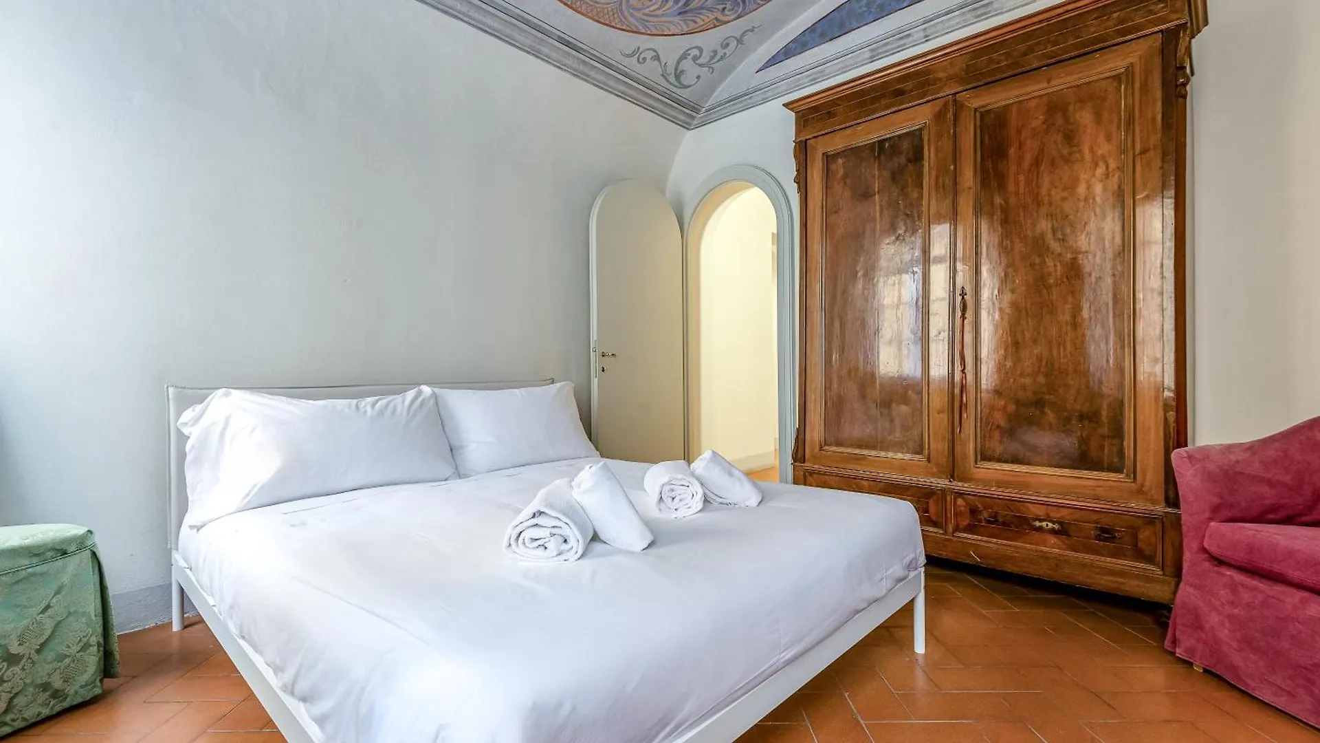 Hostly-Maison Le Vettovaglie-Historical Center Pisa Italy