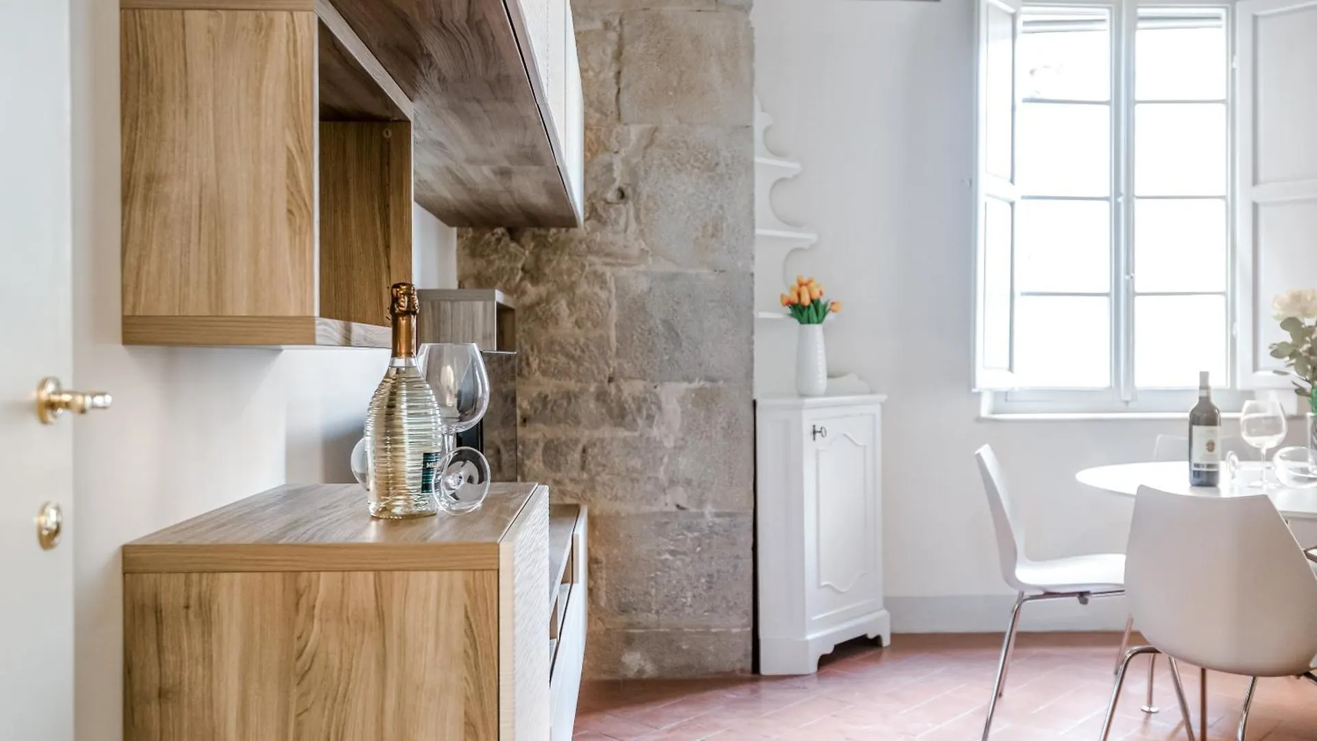 Apartment Hostly-Maison Le Vettovaglie-Historical Center Pisa