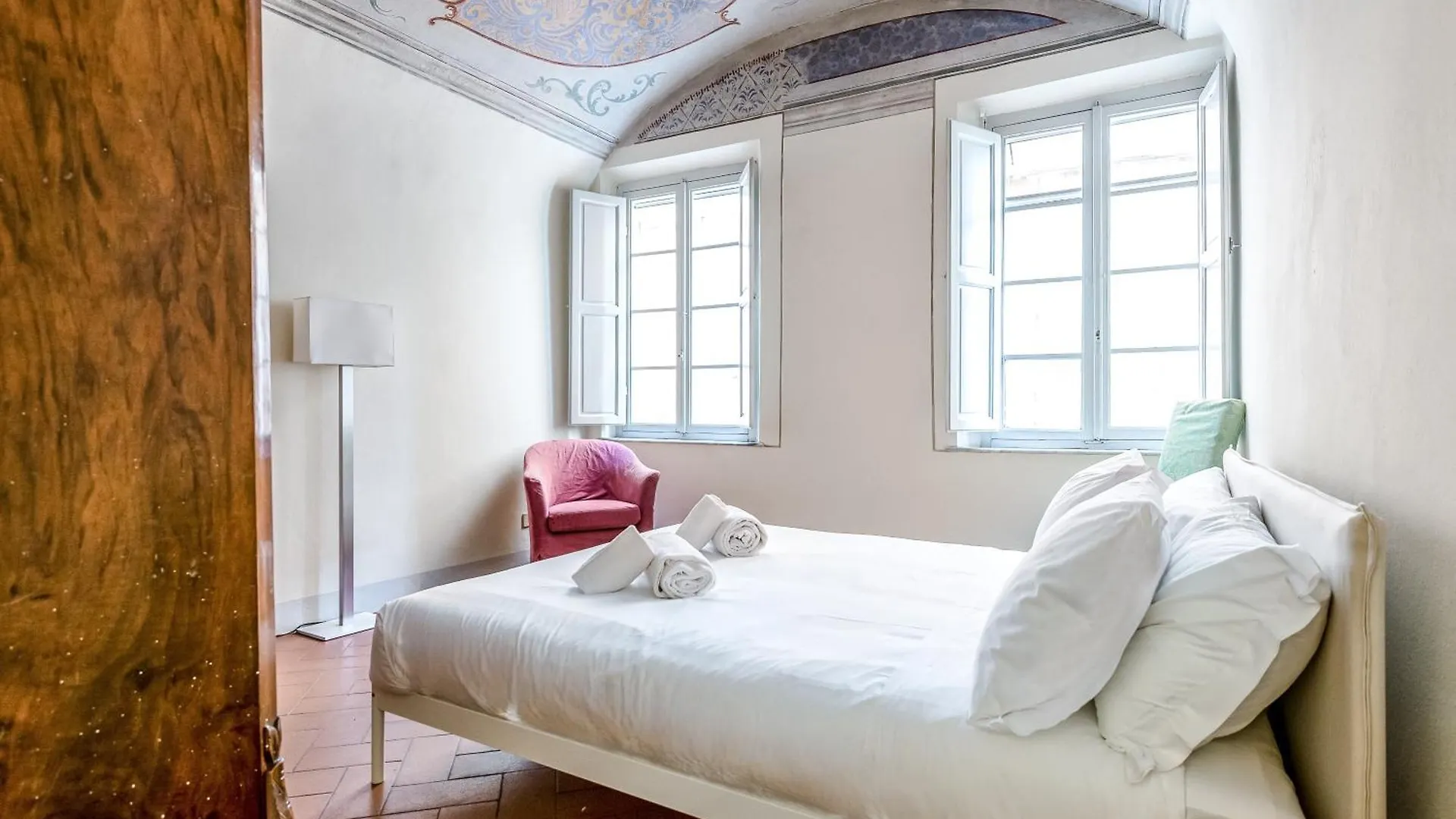 Hostly-Maison Le Vettovaglie-Historical Center Pisa
