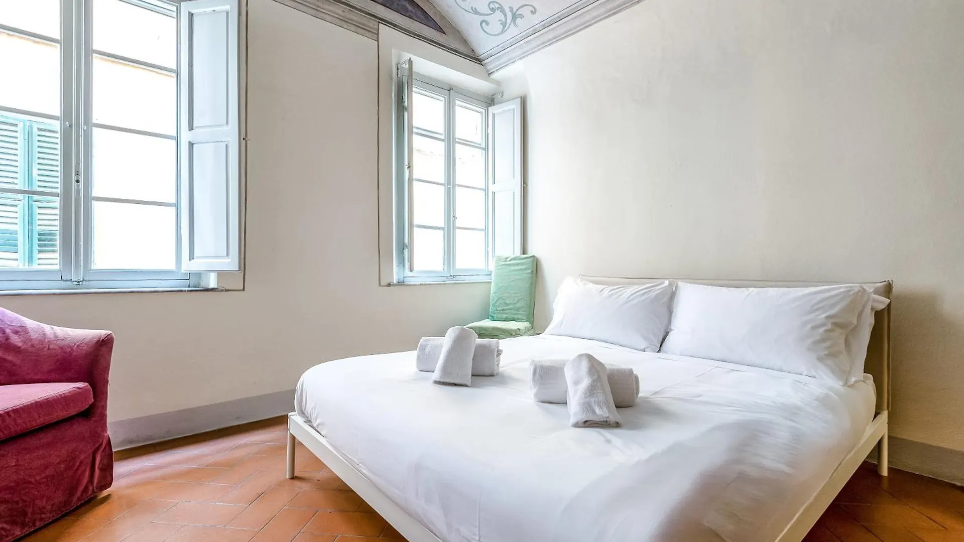Apartment Hostly-Maison Le Vettovaglie-Historical Center Pisa Italy