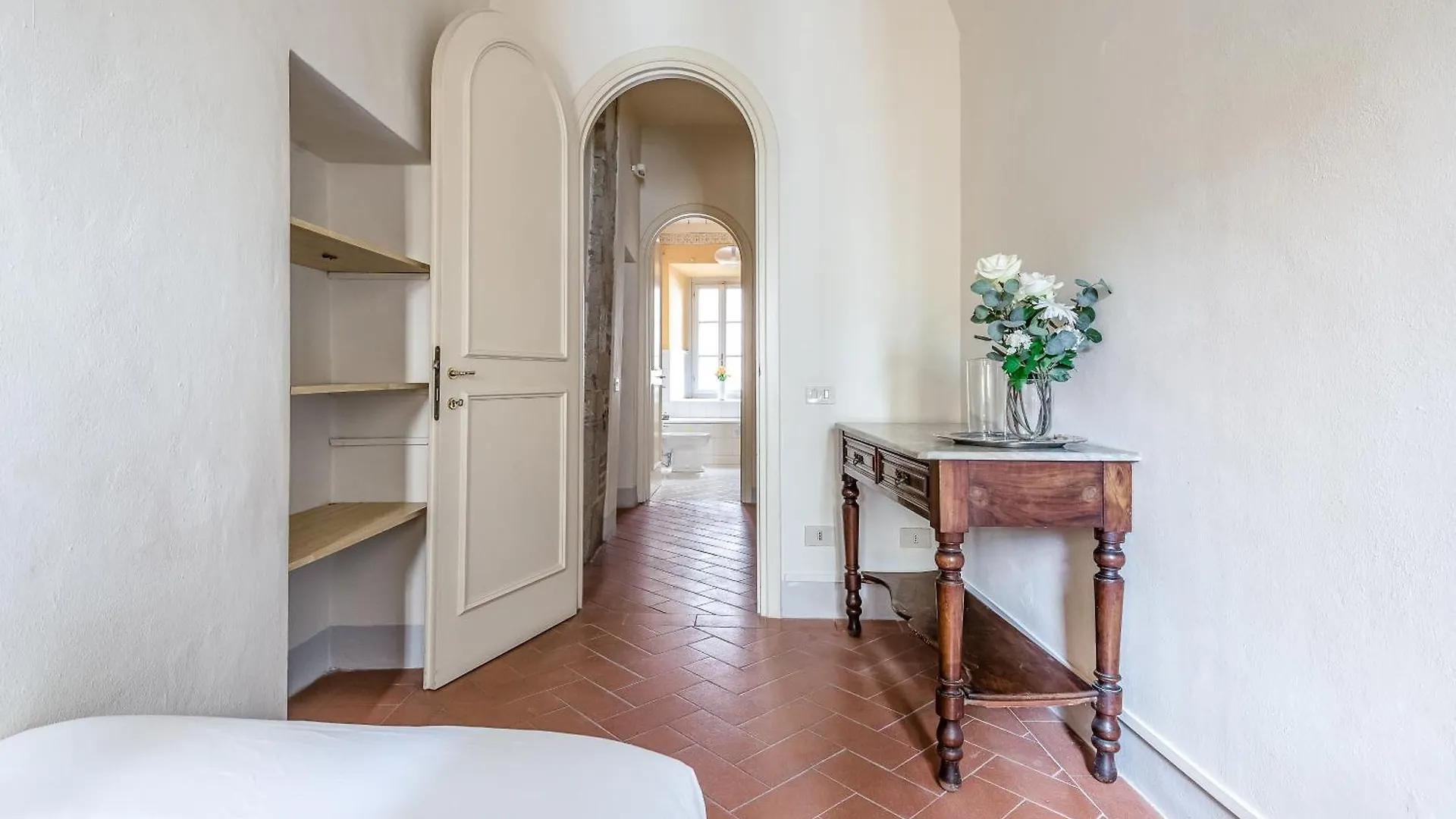Hostly-Maison Le Vettovaglie-Historical Center Pisa Apartment